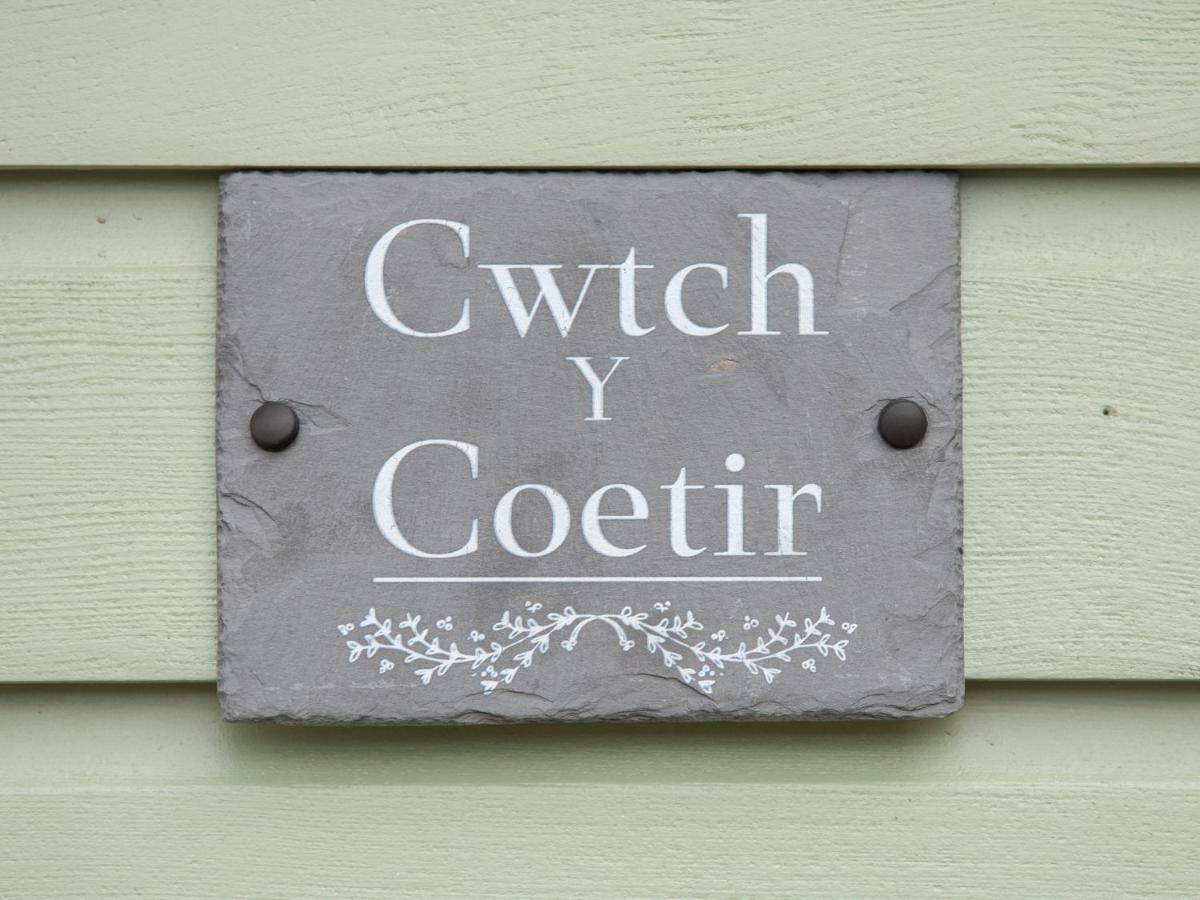 Cwtch Y Coetir Villa Swansea Bagian luar foto